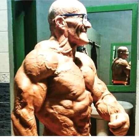 He's 60, still perfect body😍😍❤️