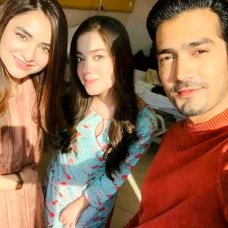 Shahzad shaikh with Yumna Zaidi at the set of Raaz-e-ulfat..💖