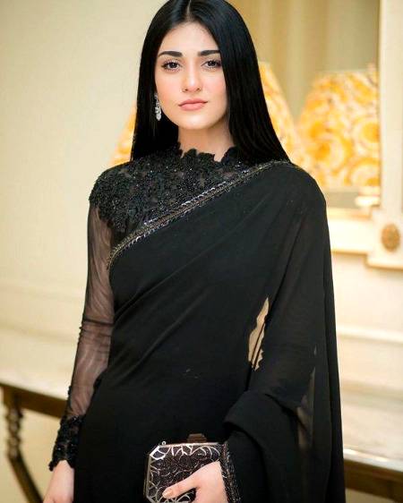 Sara Khan in black
