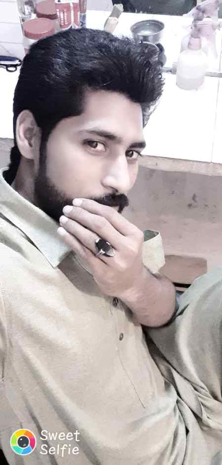 ❣❣ ہاں یاد ہے  ہمیں دو دن کی محبت..



اک شخص نے ہم پر بھی احسان کیا تھا..!❣❣