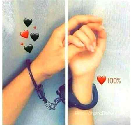 میں تو خود پر بھی کفایت سے اسے خرچ کروں❤️🖤
وہ ہے مہنگائی میں مشکل سے کمایا ہوا شخص☺️🖤