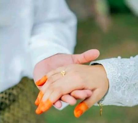 کسی سے دل لگ جانے کو محبت نہیں کہتے ❣️
جس کے بنا دل نا لگے اسے محبت کہتے ہیں💞
🍂 ❤️