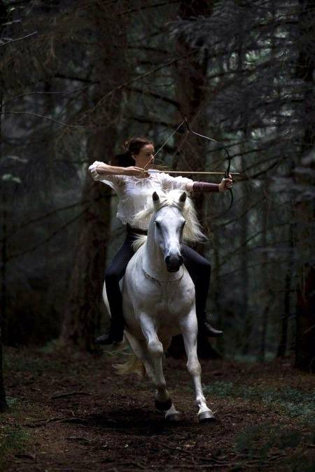 اَب خَساروں کو مَیں اُنگلی پہ گِنوں..؟  نامُمکن

جَب اُسے چھوڑ دِیا ہے ،، تو سَمجھ چھوڑ دِیا...!