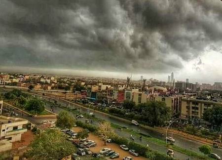میرے شھر میں پھر برکھان برسے گی
میرے شھر میں دل بہت ٹوٹے ہونگے
🌸
🙂❤️