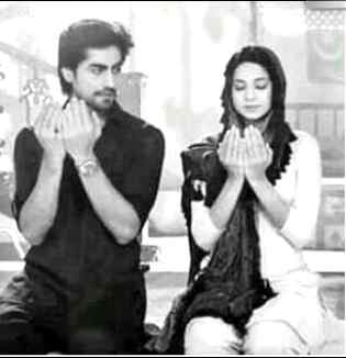 مُخبت اگر بِھیک ھے تو .l5مُجھے بھِیک سے نفرت ھے.g5اگر عبادت ھے تو چلُو دونوں مِل کے کرتے ھے.n1ا