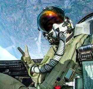 Stop expecting
Start accepting
Life becomes much easier❤️😎