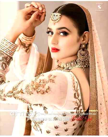 زما احساس بہ دے یو واخت داسے ضرور جڑاوی

لکہ دردونہ چے دا واخت ستڑے رنزور جڑاوی

تہ بہ ھم نہ وے پہ سکون زہ دا یقین لرمہ

ما چے خپل صبر جڑاوی تا بہ غرور جڑاوی.