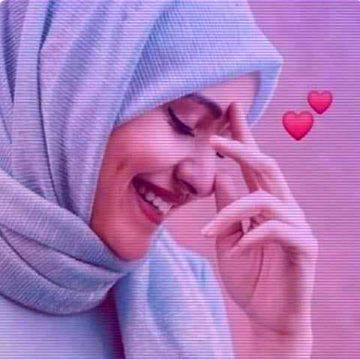 کبھی کبھی میرا دل کرتا ہے... میں ہر جگہ خوشیاں بانٹ دوں 😍😍ہر طرف خوشی ہو، سب ایک دوسرے کے ساتھ ہنسی خوشی رہیں.. 😊😊
پر ایسا ہوتا ہی نہیں☺️