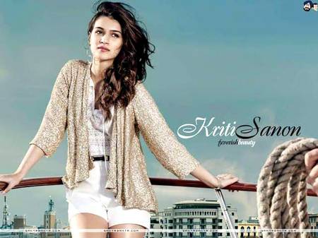 Kriti sanon...