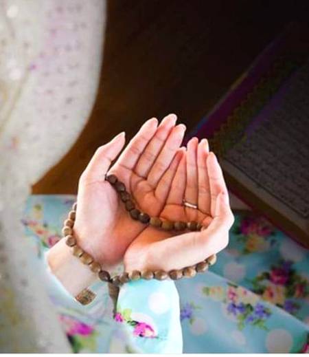 "رب" سے جب بھی مانگو "رب" کو ہی مانگو ،

جب "رب" تمہارا ہوگا سب تمہارا ہوگا ❤️.