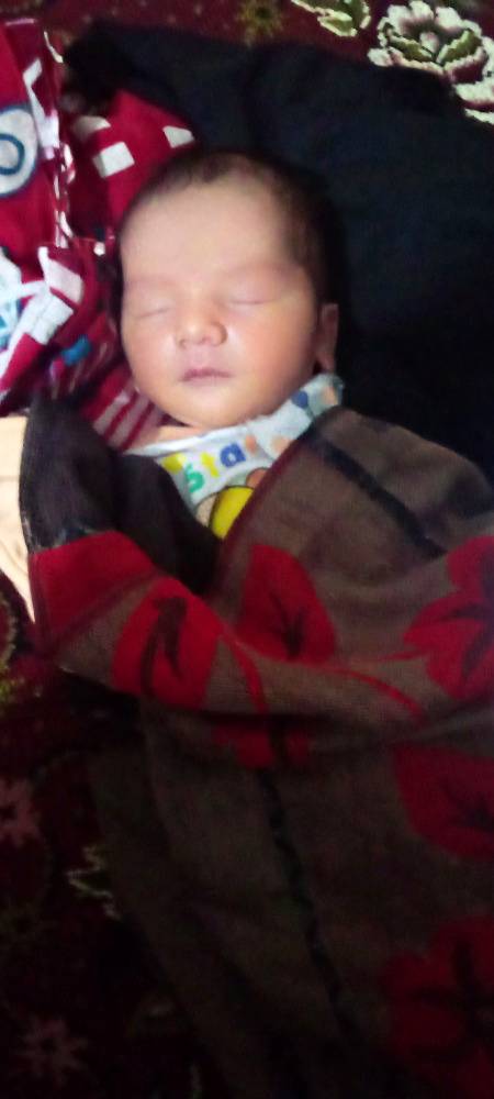 Mere Mamo ghr beta paida hua hai cute hai na😘😘😘😘🥰🥰🥰😍😍😍😍🤗🤗🤗