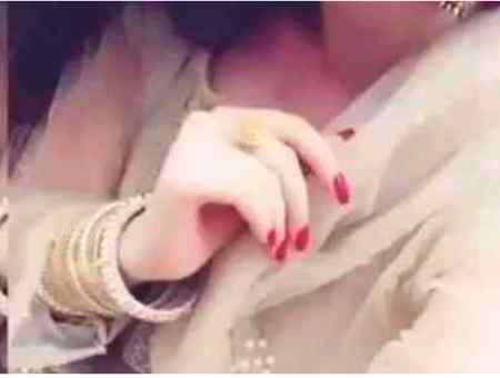 l am simple cute and respectfull girl so plzz frndss do respect have respect..