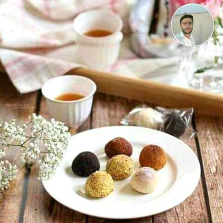 زندگی میں چائے☕
اور چاکلیٹ 🍫
لازمی ہونی چاہئے😍
وقتی طور پرزندگی میٹھی محسوس ہوتی ہے ❤
