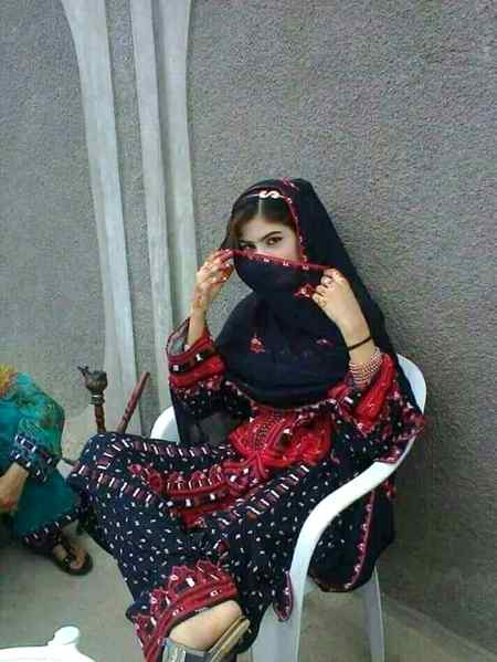 محبت ہو بھی جاۓ تو ذرا سنبھل کے چلنا سنو بابا کی گڑیا زمانہ اب نہیں ویسا 😣😣😑😶😶😑