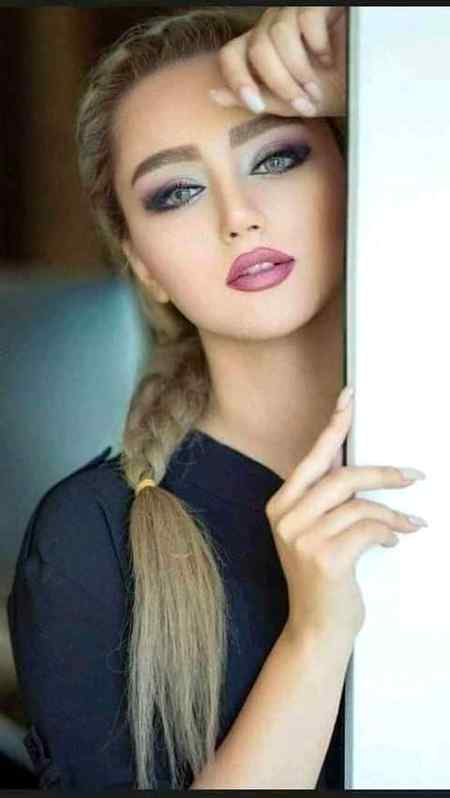 Meri adat hai apni halat bigary rkhna. ..meri koshish hai ma kisi ko achi na lgon. .✌✌