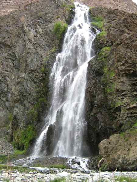 Madhupur falls skardu