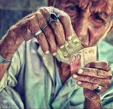 طلاق دیتی زبانوں کو کیا پتہ کہ،
جہیز کیسے بنتا ہے، بیٹی کیسے بڑی ہوتی ہے.🔥😥✌️