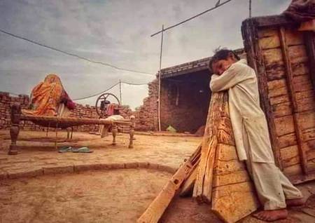 ہمارے ساتھ بھی کم سانحے نہیں گزرے
ہمارے بعد ہمارے بھی دن منانا دوست