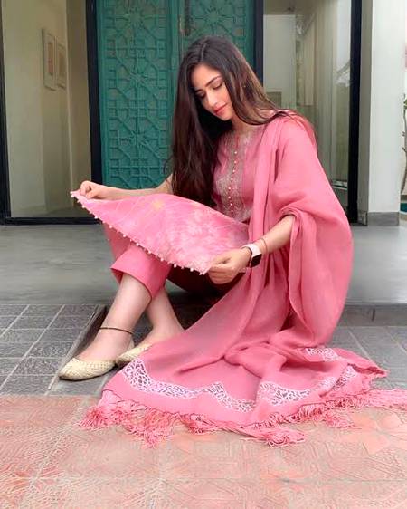Sana javed