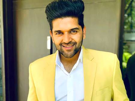 Ye kesi thi dewangi.😔