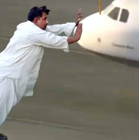 Me trying to stop myself from abusing my friend during Ramadan..