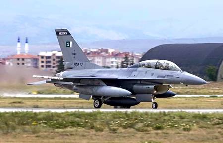 PAF F-16B No 11 Sqn "ARROWS" :)