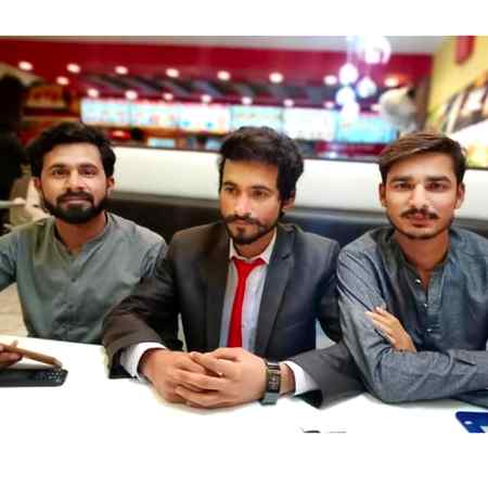 ہم جیسے لوگ وفائیں
نبھا کر بھی محروم رہ جاتے ہیں 🔥💯