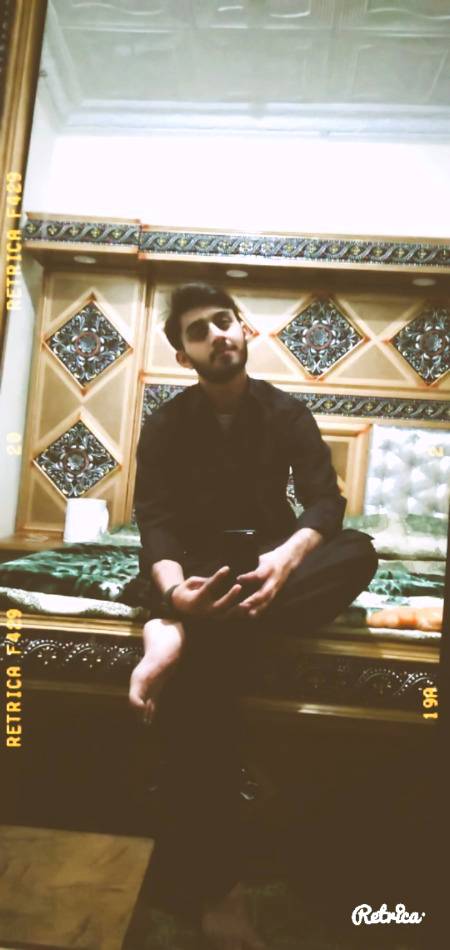 ‫اِک روز تُو سُنے گا کہ تیرے ہی شہر میں 
تُو جِس سے تھا بَدگُمان وہ پاگل مَر گیا‬..🖤