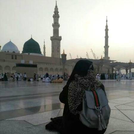 Waqt Laye 💕Khuda Jaye🍃 Darbar🍃 par Aur Khade Hoke Roza💖 e Sarkarﷺ💕 par Pesh 🍃Mil Kar Kare 🍃Hum Durood 🍃 O Salam Un par lakho croro💓 Durood O Salam 💖Meetha Meetha Hay 💓Mere Muhammad💖 ﷺ ka💕 Naam💖