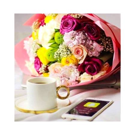 🍂غیبت🍂

غیبت کرنا ایسا ہی ھے جیسے کسی کے ہاتھ میں اپنا کریڈٹ کارڈ تھما دینا کہ 
جس سے آپکے اکاٶنٹ کی رقم اُس کے ہاتھ میں چلی جائے
 غیبت سے بالکل اسی طرح ہماری نیکیاں دُوسرے کے اعمال نامہ میں ٹرانسفر ھوتی رہتی ہیں
غیبت سے بچ جائیں اگر آپ چاہتے ہیں کہ آپ کی تمام نیکیاں آپ کے اکاؤنٹ میں ہی رہیں.
وگرنہ غیبت تو ایسا سنگین گناہ ہے کہ
 آپ کا محنت کر کے، مشقتیں برداشت کر کے بنایا گیا نیکیوں کا اکاؤنٹ سارے کا سارا خالی ہو سکتا ہے.