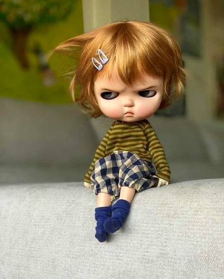 تربیت مارتی ہے ورنہ ان دوغلے لوگوں کو میں ایسی باتیں سناؤں کہ سر نہ اٹھانے پائے.💯🥀