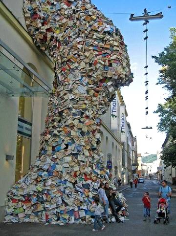 Amazing book sculpture.... The digital revolution opens up new possibilities and a wider discussion of the role of the books in society.
