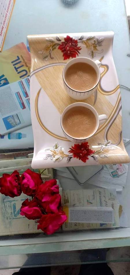 چائے بھی بہار جیسی ہے
موڈ  کو ہرا بھرا کر دیتی ہے۔۔۔۔

 ❤️