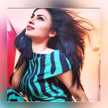 Mouni Roy