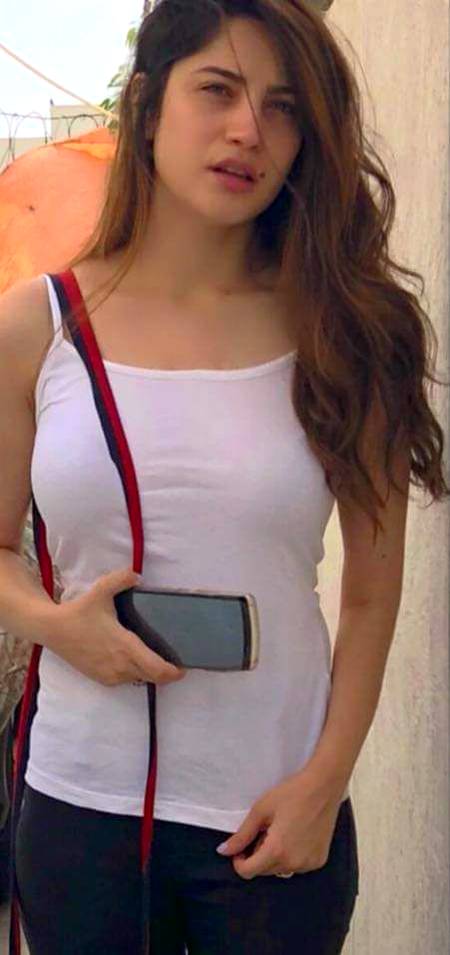 Neelam Muneer