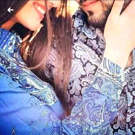 چپکے سے دھڑکن میں اتر جائیں گے  💞

راہ الفت میں حد سے گزر جائیں گے  🥀

آپ جو ہمیں اتنا چاہیں گے ❤

ہم تو آپ کی سانسوں میں پگھل جائیں گے 🌹