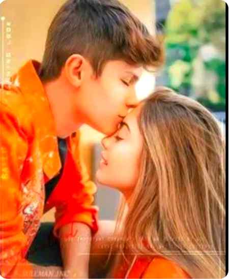 سنبھالوں ان زلفوں کو نہیں تو کوئی فدا ہو جاۓ گا نا ہوا اگر کوئی تو یہ ____حق ہم سے ادا ہوجاۓ گا....╮⊰★😍muskii ❤️❤️