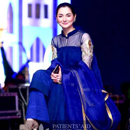 Hania Amir