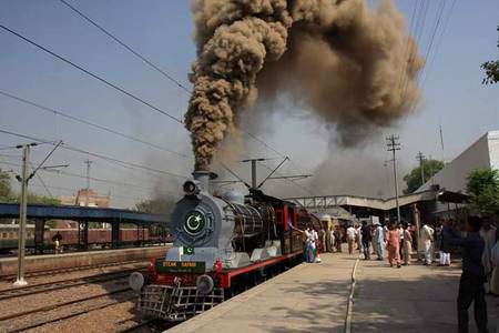 Aik YAD GAAR PICTURE, ATTAULLAH EXPRESS Rawalpindi sy MuLTaN aty hway.. ;)