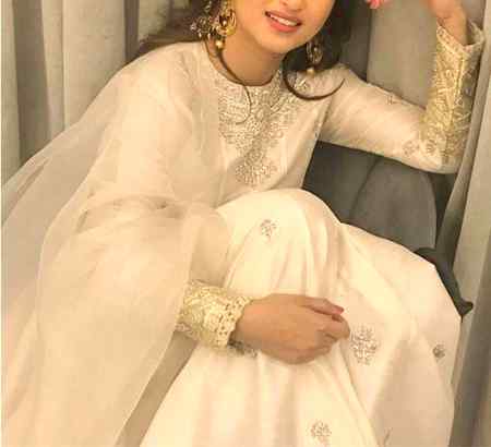 مسکرانہ عادت ہے جناب 🔥
ہم اداسی کو زیادہ منہ نہیں لگاتے ____ ؟

✌🙂🐾