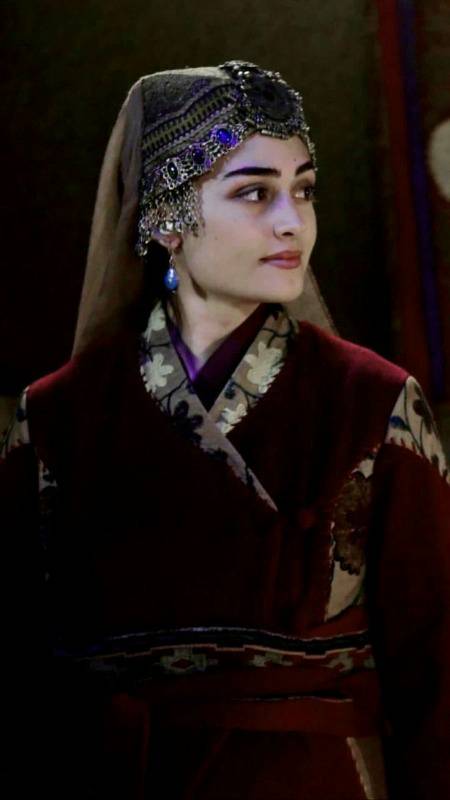 .(Esra) Halima Sultan