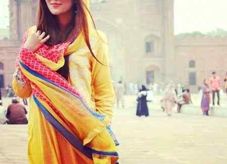دنیا والوں سے نہیں•🥀
دنیا بنانے والے سے مانگا کرو"💕
