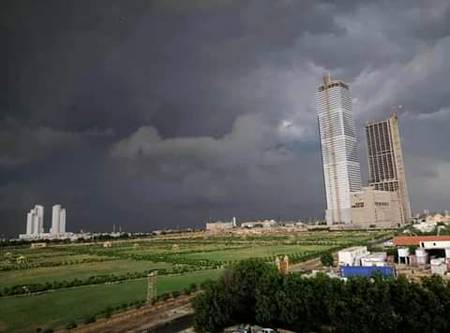 Karachi morning weather 7:45 Am very beautiful 😊😊😊😘
