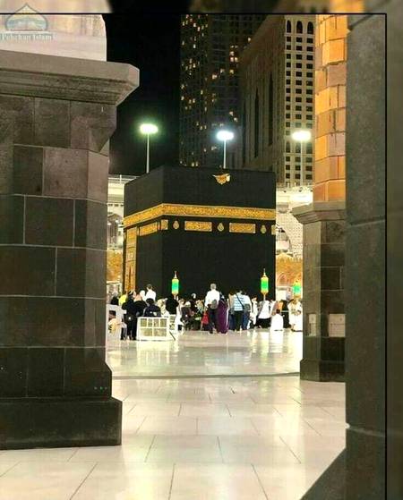 *```اپنی وجہ سے کسی کو یہ کہنے کی نوبت نہ آنے دیجئے گا کہ...!*

*"وَاُفَوّضُ اَمْرِیْ اِلَی اللّٰہ"*
*" میں اپنا مقدمہ اللہ کے ہاں پیش کرتا ہوں"*

*یاد رکھیے...!*

*کسی کے یہ کہنے سے پہلے معاملہ سُلجھا لیجئے گا کیونکہ اُس رَب کے ہاں نہ جج بِکتے ہیں نہ ہی گواہ خریدے جا سکتے ہیں اور نہ ہی وکیل...!*

*کیونکہ وہ خُود ہی گواہ ، خُود ہی وکیل اور خُود ہی جج ہے...!*

*اُس کے فیصلے پھر ٹلتے نہیں اور وہاں ترازُو بھی انصاف کے تُلتے ہیں...!*

*اور اللّٰہ جو چاہتا ہے کر دیتا ہے...!*