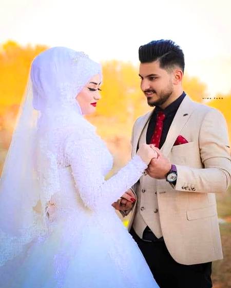 تیری محبت کی حفاظت کچھ اس طرح کی ہم نے❤
جب بھی کسی نے پیار سے دیکھا تو نظریں جھکا لی ہم نے❤
😍❤️