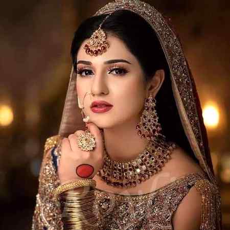 Bhrosa to apni sansu ka bhi nhi_____ hayy afsos k ham tum pr kr bethy. .😘😘