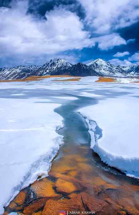 Deosai national park gilgit baltistan...