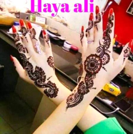 Kesa hn naaz krti hn yaa orat