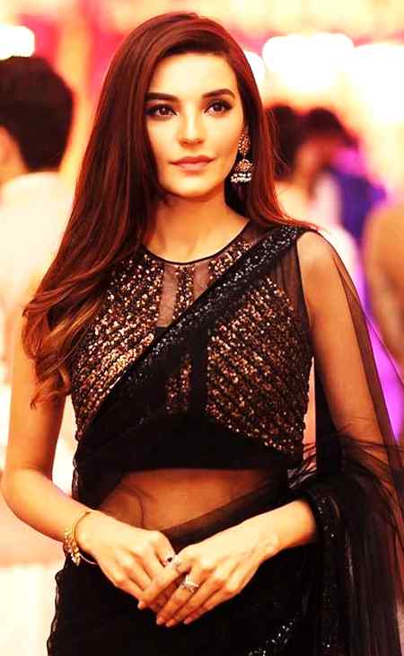 Sadia khan 🔥