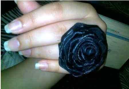 اساں کسے دے کجھ نہیں لگدے نہ کوئی ساڈا دردی

دل دا محرم کوئی نہیں ملیا جو ملیا سو غرضی
Anum Malik 😇